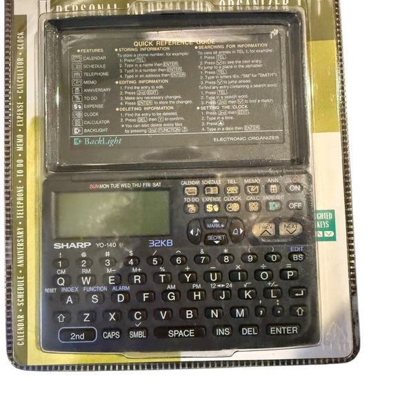 Sharp Handheld Personal Information Backlit Organizer 32KB Sealed YO-140 Y0-140 - Picture 4 of 7